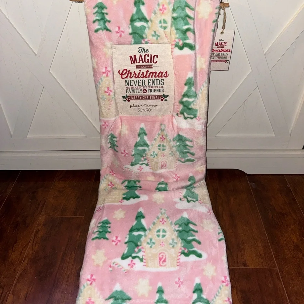 Pink Gingerbread House Christmas Plush Throw Blanket